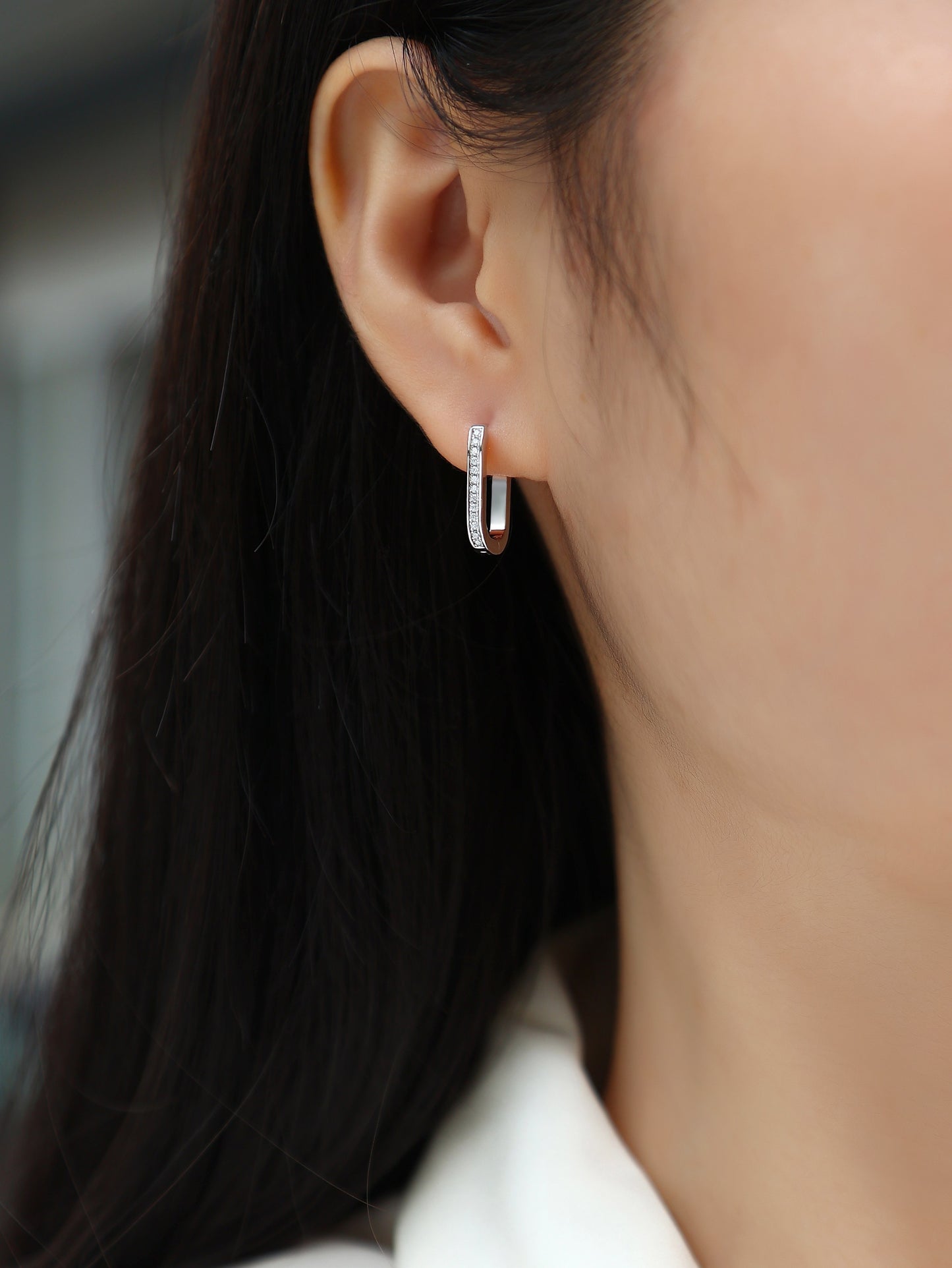 Round Trip - Earrings Set With Top-quality Moissanite S925 Silver And Platinum-plated Stud Earrings, A Fashionable And Trendy Accessory, Can Be Tested With A Diamond Pen